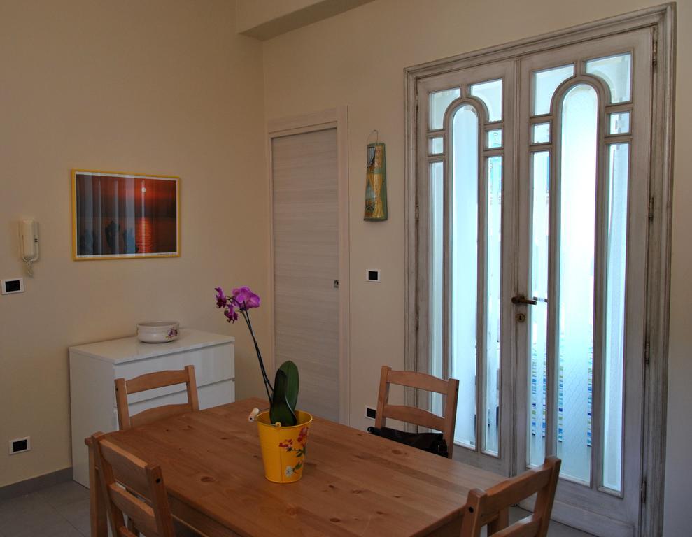 דירות גיארדיני נאקסוס Taorminaxos Wonderful Seaview מראה חיצוני תמונה